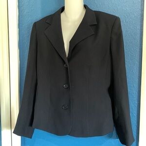 Anne Klein women blazer and skirt set. Size 12
